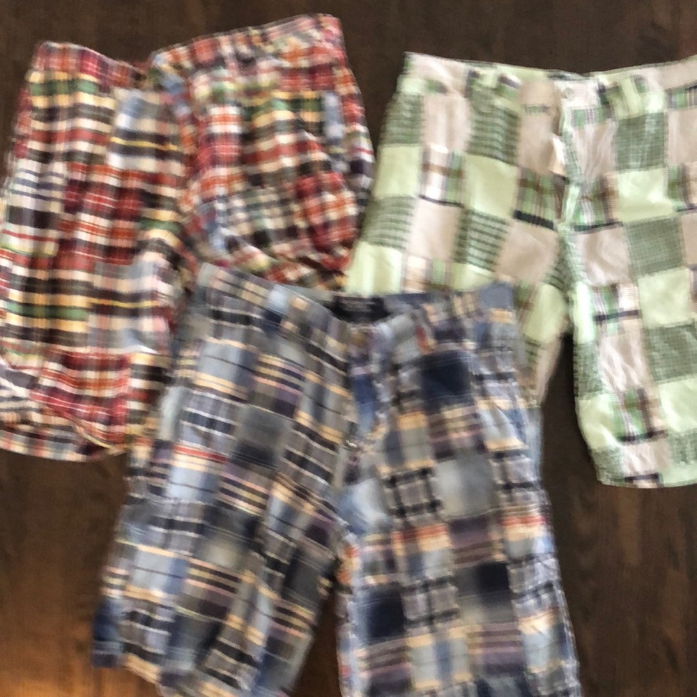 Mens Shorts size 34 .  Excellent condition